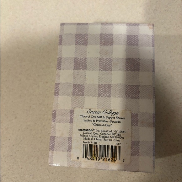 Vintage Easter Salt and Pepper Shakers - Picture 6 of 6